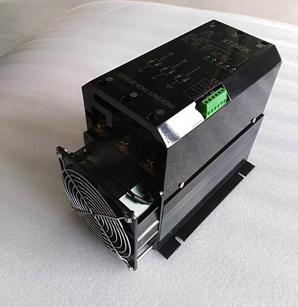 �ɿع����������